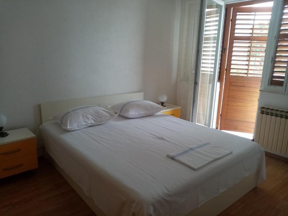 Apartments Iva Baska Voda Exterior photo