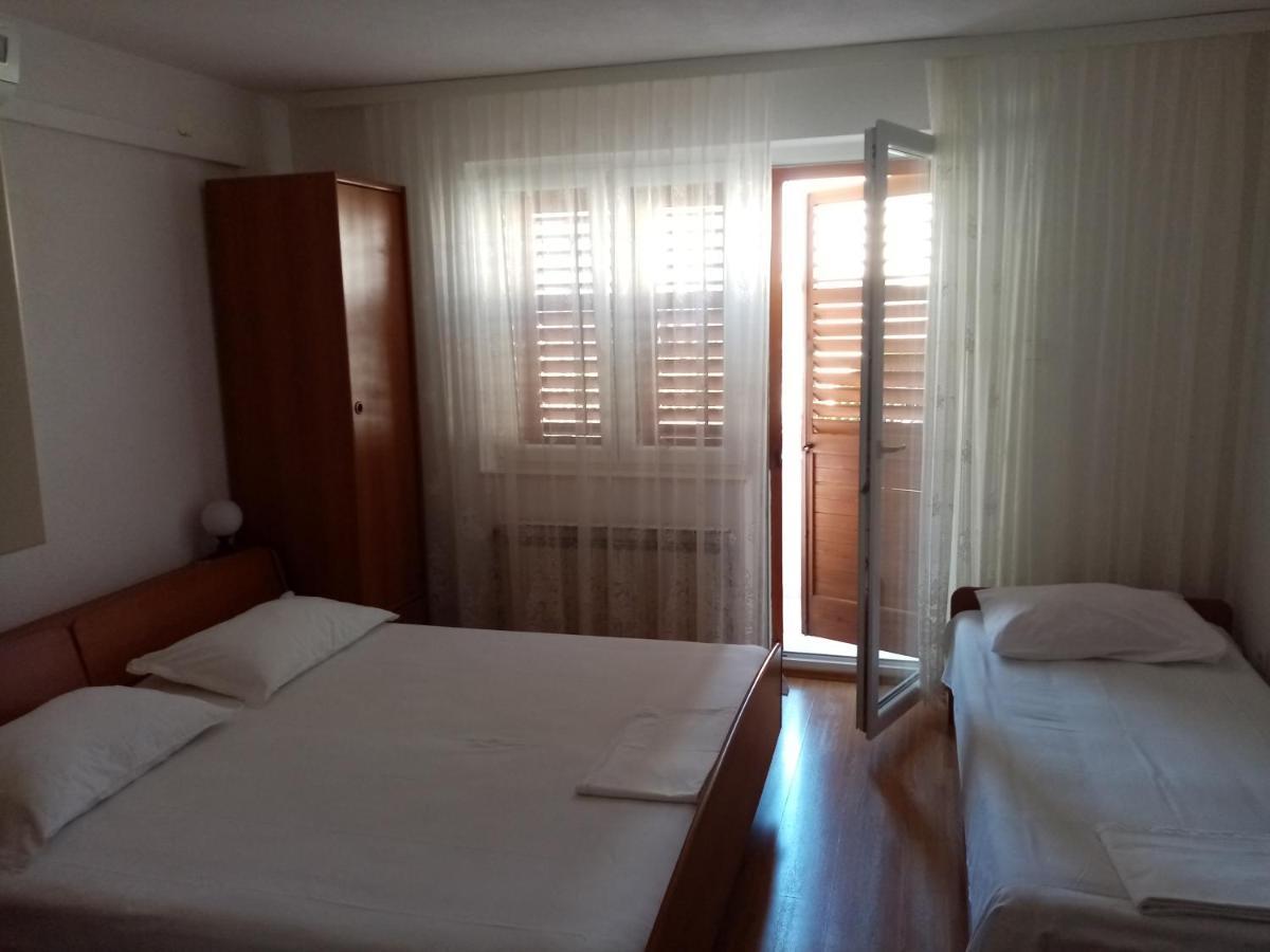 Apartments Iva Baska Voda Exterior photo